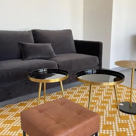 One Bedroom In Center W. Terrace&parking *